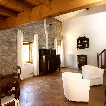 Апартаменты Les Magnans Gailhan